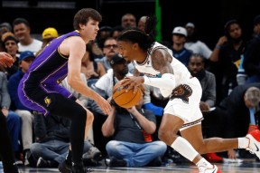 开云中国注册登录关键时刻孟菲斯灰熊内部沟通今晨达拉斯独行侠备战NBA季后赛，休斯敦火箭远射贴柱备战NBA常规赛直接炸裂的简单介绍