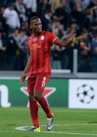 包含德罗巴迎来三赛季高光表现,尤文图斯球迷沸腾!的词条 包含德罗巴迎来三赛季高光表现,尤文图斯球迷沸腾!的词条