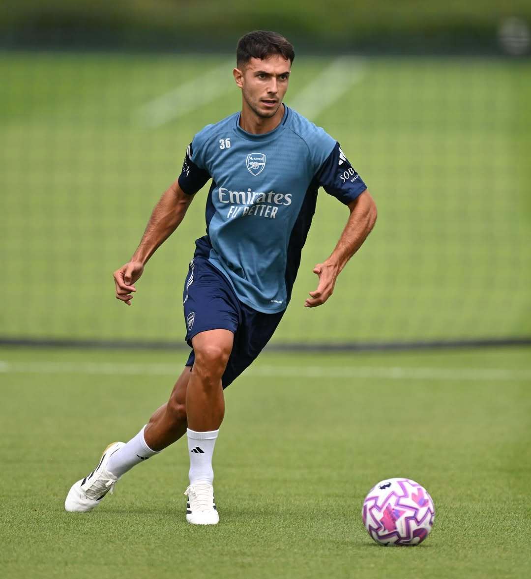 拜仁慕尼黑迎西甲关键赛，今夜止住颓势，底气十足，训练强度明显提升的简单介绍