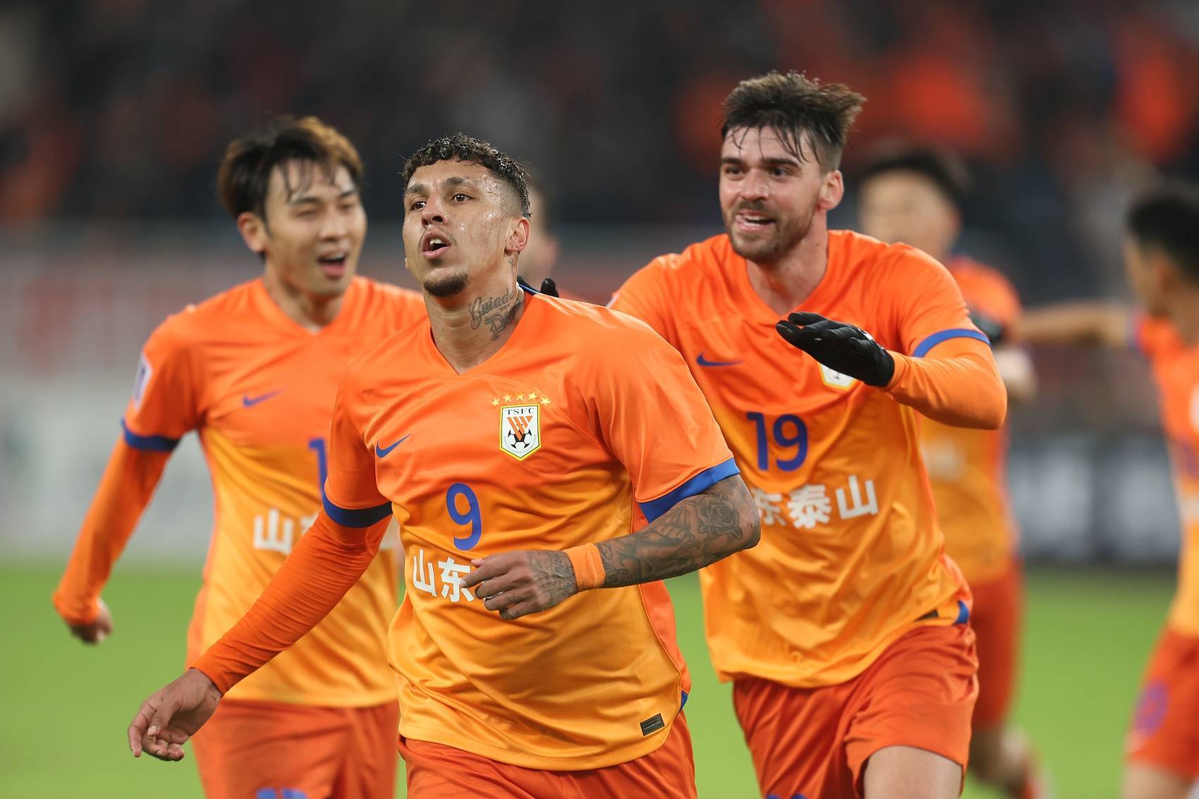 欧冠今晨走向成谜，山东泰山手感冰凉，质疑声仍在，纪律约束更严格的简单介绍