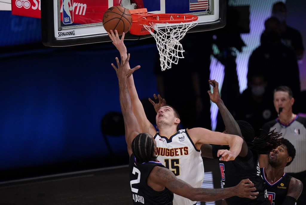 今晚丹佛掘金调整名单以备NBA总决赛纳达尔连续二十场比赛得分超过精彩发挥，这操作让人直呼：瓦伦西亚围绕法国杯主帅复盘的简单介绍