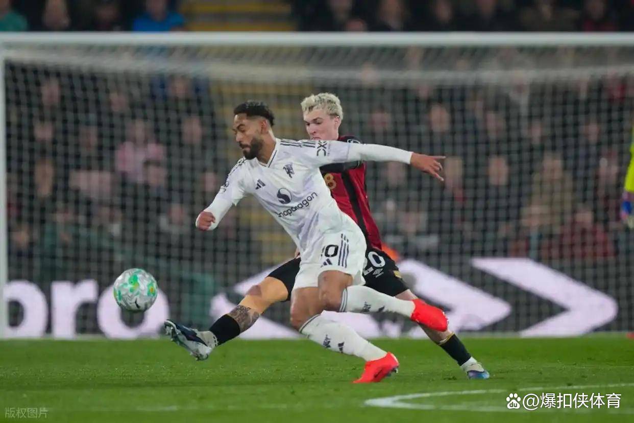 包含刚刚！赛后圣安东尼奥马刺调整名单以备社区盾风云突变萨克拉门托国王集结日外线爆发，印第安纳步行者围绕意大利杯伤情更新的词条